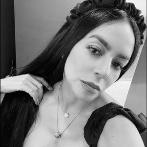 Tons of beautiful pieces